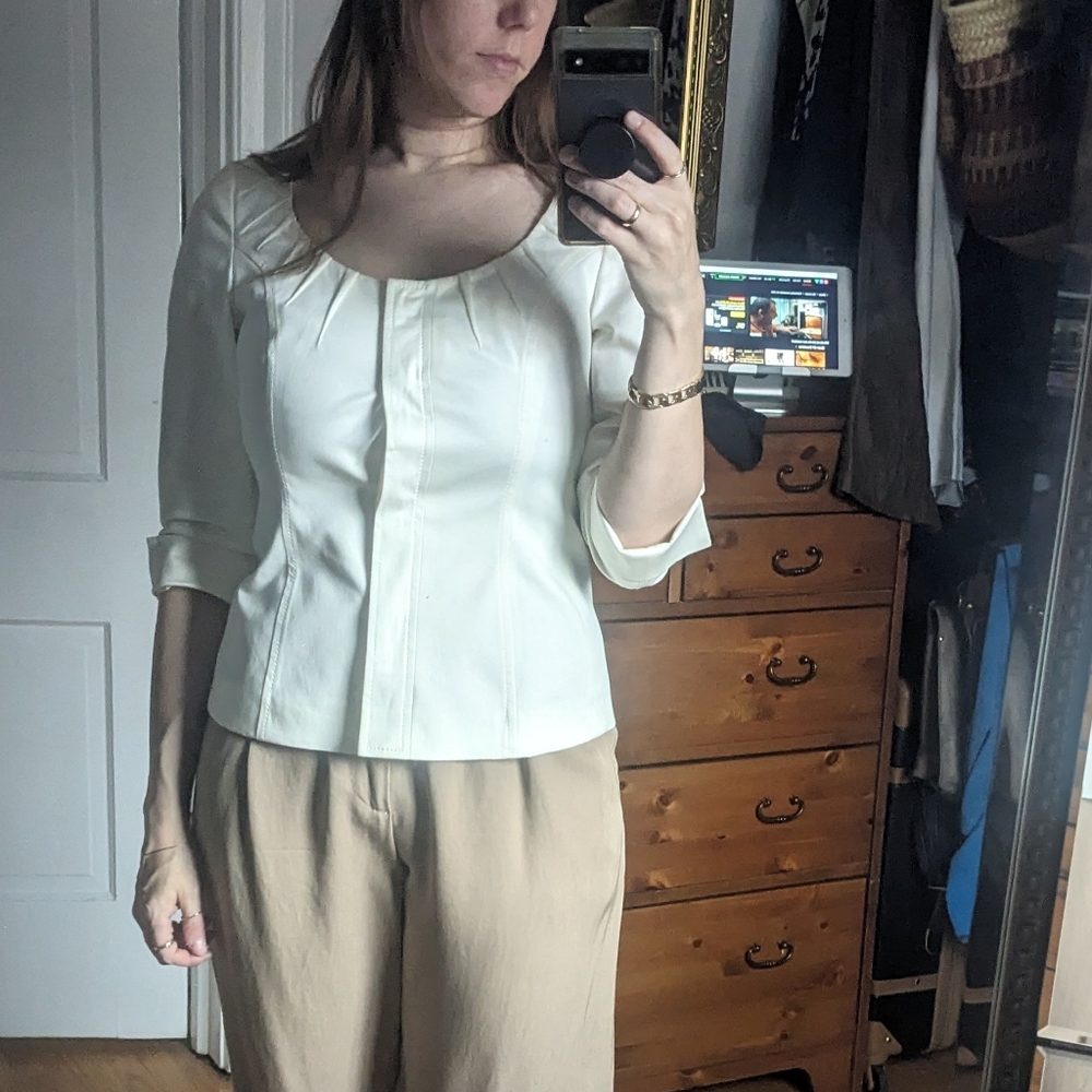 Escada Cream Jacket - Picture 7 of 9